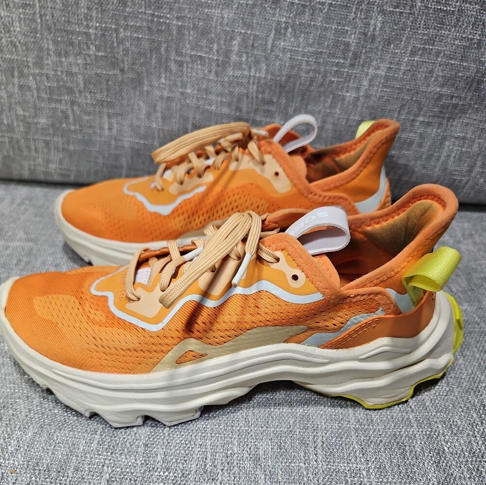 Sorel Kinetic Breakthru Day Lace Women's 7 Orange Koi Retro Sneakers NL4689-816